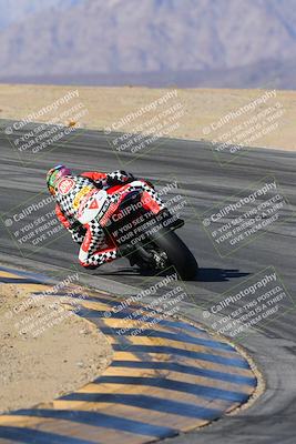 media/Feb-06-2025-Racers Edge (Thu) [[c17ed6f7b1]]/2-B Group/Session 4 End (Turn 10 Backside)/